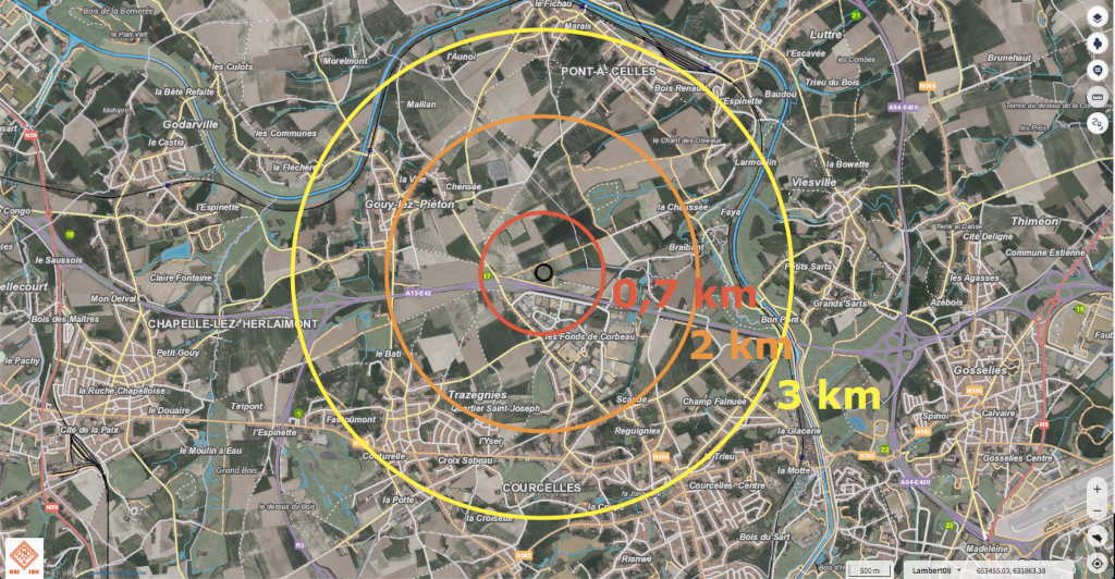 Carte renseignant les périmètres autour du site proposé à 700m, 2km et 3km ©NGI-IGN